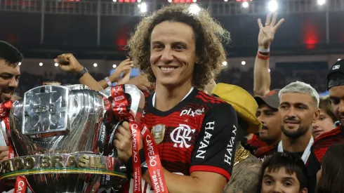 Time da Série A faz proposta por David Luiz. (Photo by Buda Mendes/Getty Images)
