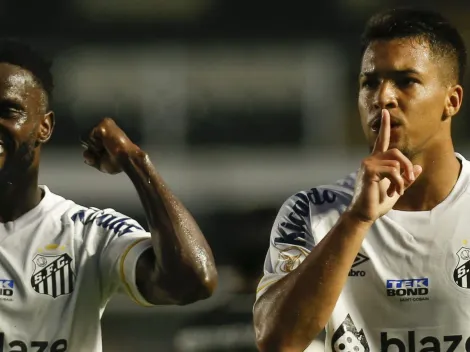 Vai jogar no rival: Proposta do Palmeiras seduz atacante do Santos