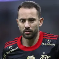 R$ 1,2 milhão por mês: Flamengo age rápido e faz grande proposta para contratar substituto de Éverton Ribeiro