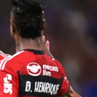 Corinthians não para em Gabigol e apresenta proposta oficial para comprar outro jogador do Flamengo