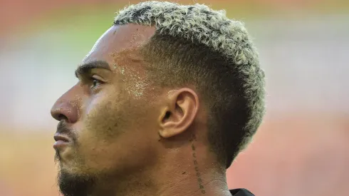 Matheuzinho deve sair do Flamengo. Foto: Thiago Ribeiro/AGIF