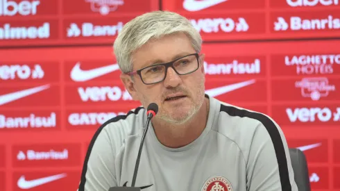 Ex-Inter, Odair Hellmann está trabalhando no Mundo Árabe (Foto: Ricardo Duarte/Internacional/Divulgação)
