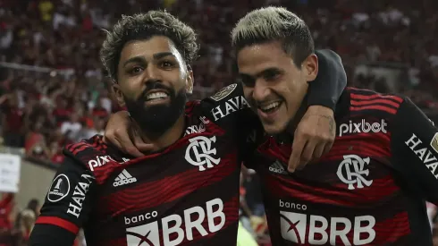 Corinthians abre tratativas com novo 'camisa 9' após fracasso por Gabigol (Photo by Buda Mendes/Getty Images)