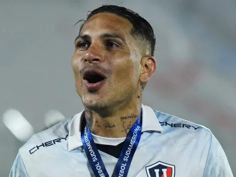 Paolo Guerrero fica livre no mercado e entra na mira de equipe do futebol brasileiro