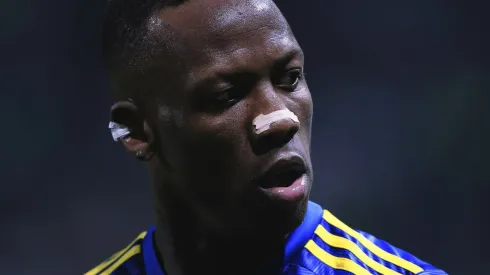 Advíncula pede para deixar o Boca Juniors rumo ao futebol brasileiro. Foto: Ettore Chiereguini/AGIF