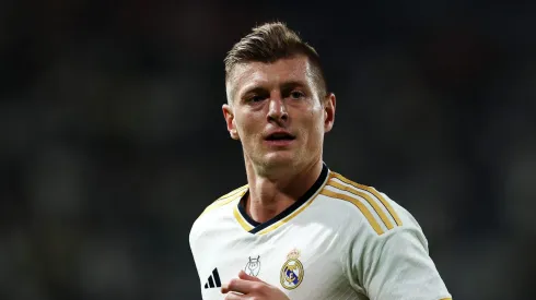 Kroos em ação pelo Real Madrid. (Photo by Yasser Bakhsh/Getty Images)