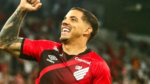 David Terans, ex-Athletico, chega a acordo para reforçar equipe do futebol brasileiro. Foto: Gabriel Machado/AGIF