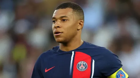 Real Madrid Jogadores barram chegada de Mbappé e pedem outro nome (Photo by Julian Finney/Getty Images)