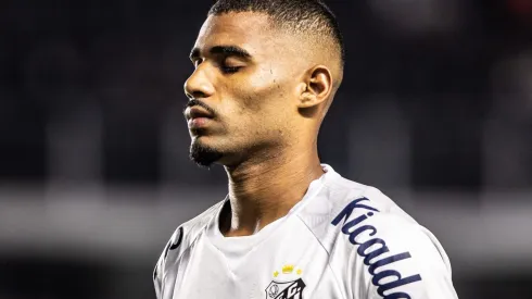 Joaquim, zagueiro do santos. Foto: Abner Dourado/AGIF