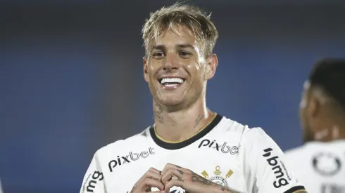 Róger Guedes está se preparando para volar ao Brasil. (Photo by Ernesto Ryan/Getty Images)