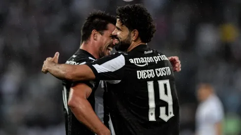 Após deixar o Botafogo, jogador dá sinal positivo para jogar no Flamengo. Foto: Thiago Ribeiro/AGIF