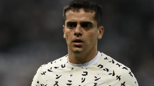 Fagner é procurado para trocar o Corinthians por importante time do futebol carioca. (Photo by Ricardo Moreira/Getty Images)