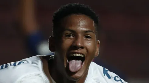 Ângelo está emprestado pelo Chelsea ao Strasbourg. Foto: Natacha Pisarenko - Pool/Getty Images