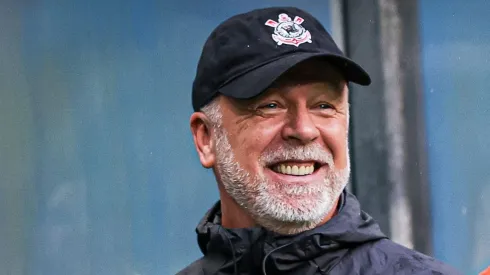 Corinthians: Meia com salário de R$ 2 milhões é aprovado por Mano Menezes. Foto: Maxi Franzoi/AGIF