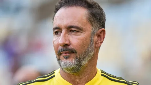 Cotado no futebol paulista, Vítor Pereira, ex-Flamengo, recebe proposta oficial para voltar aos trabalhos. Foto: Thiago Ribeiro/AGIF