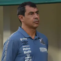 Técnico do Santos, Carille surpreende ao expor bastidores com presidente do V-Varen Nagasaki