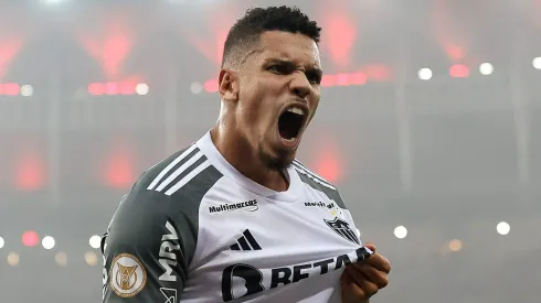 Paulinho decide deixar o Atlético Mineiro e já tem data para assinar com novo clube. (Photo by Buda Mendes/Getty Images)
