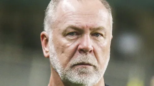 Mano Menezes, do Corinthians, errou feio ao menosprezar o Cuiabá . Foto: Gabriel Machado/AGIF