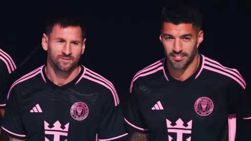 Messi e Suárez. (Photo by Megan Briggs/Getty Images)