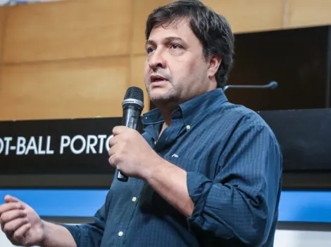 Grêmio oferece R$ 26 milhões pra contratar centroavante e Guerra escuta resposta