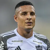 Guilherme Arana pode deixar o Atlético Mineiro para jogar ao lado de Gabigol em clube inesperado