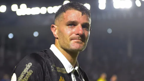 Campeão da Libertadores vai com tudo para tirar Pablo Vegetti do Vasco. Foto: Thiago Ribeiro/AGIF
