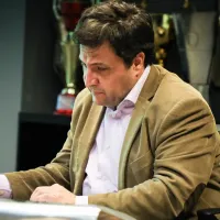 Grêmio assina contrato até 2028 com atacante e encerra \'novela\' nos bastidores