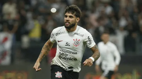 (Photo by Ricardo Moreira/Getty Images)