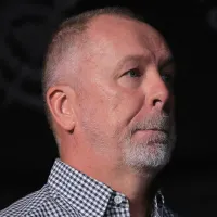 Corinthians demite Mano Menezes e chega a acordo com novo treinador, afirma rádio