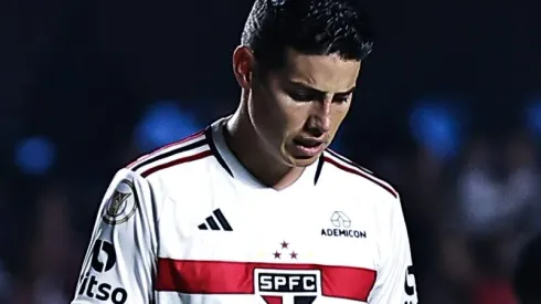 SP - SAO PAULO - 26/11/2023 - BRASILEIRO A 2023, SAO PAULO X CUIABA - James Rodriguez jogador do Sao Paulo durante partida contra o Cuiaba no estadio Morumbi pelo campeonato Brasileiro A 2023. Foto: Fabio Giannelli/AGIF
