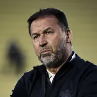 Torcida reprova possível novo técnico do Corinthians e dispara contra Augusto Melo