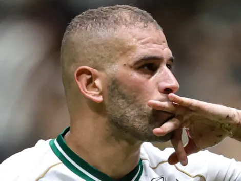 Coritiba pode fechar com ex-Seleção Brasileira para a vaga de Slimani