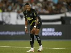 Botafogo aceita negócio por Junior Santos e avisa ao Grêmio da exigência