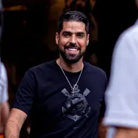 Corinthians prepara oferta para fechar com atacante que ganha R$ 350 mil por mês
