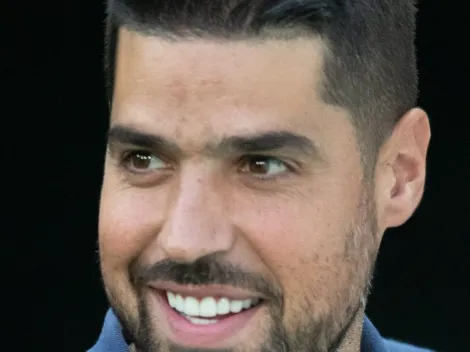 Corinthians abre negociações para contratar queridinho de António Oliveira