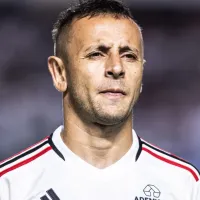 Rafinha, do São Paulo, não perde chance e \'cutuca\' rival Caio Paulista: \'Foi chato...\'