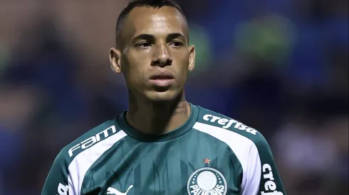 SP - BARUERI - 08/02/2024 - PAULISTA 2024, PALMEIRAS X ITUANO - Breno Lopes jogador do Palmeiras durante aquecimento antes da partida contra o Ituano no estadio Arena Barueri pelo campeonato Paulista 2024. Foto: Marcello Zambrana/AGIF
