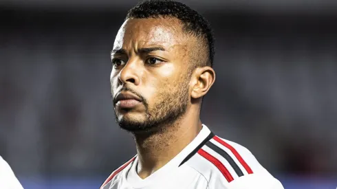 SP - SANTOS - 08/11/2023 - BRASILEIRO A 2023, SAO PAULO X BRAGANTINO - Welington jogador do Sao Paulo durante partida contra o Bragantino no estadio Vila Belmiro pelo campeonato Brasileiro A 2023. Foto: Abner Dourado/AGIF