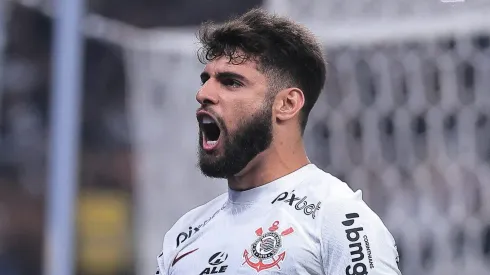 Gringo acima da média se oferece ao Corinthians para jogar ao lado de Yuri Alberto. Foto: Ettore Chiereguini/AGIF