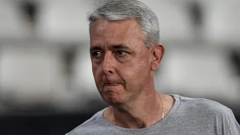 RJ - RIO DE JANEIRO - 30/01/2024 - CARIOCA 2024, BOTAFOGO X PORTUGUESA RIO - Tiago Nunes tecnico do Botafogo durante partida contra o Portuguesa Rio no estadio Engenhao pelo campeonato Carioca 2024. Foto: Thiago Ribeiro/AGIF