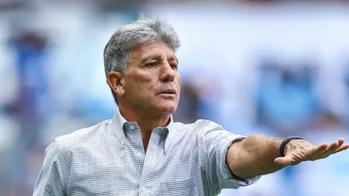 Renato disparou contra empresários durante coletiva (Foto: Lucas Uebel/Grêmio/Divulgação)