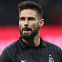 Torcida do Vasco não perde tempo e \'invade\' perfil de Giroud nas redes sociais: \'Vem para o Vasco\'