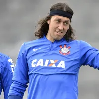 Internacional trabalha nos bastidores para fechar com goleiro multicampeão no Corinthians