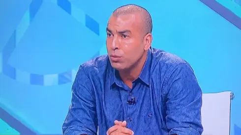 Emerson Sheik: comentarista (Foto: Reprodução/SBT)