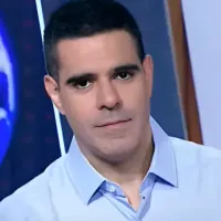 Narrador Paulo Andrade pega muitos de surpresa e troca ESPN por outra emissora