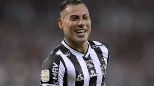 Rival do Atlético Mineiro tem caminho livre para fechar com Eduardo Vargas. (Photo by Pedro Vilela/Getty Images)