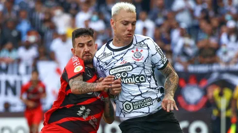 Grêmio faz proposta de última hora para ter ex-jogador do Corinthians. Foto: Marcello Zambrana/AGIF