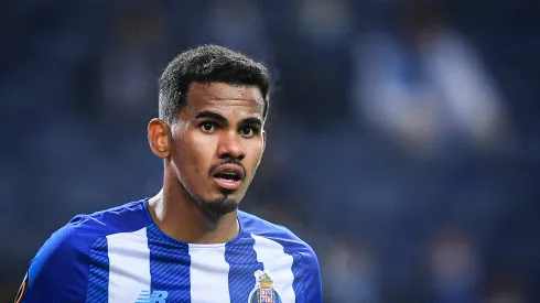 PORTO, PORTUGAL - FEBRUARY 17: Wenderson Galeno of FC Porto in action during the UEFA Europa League Knockout Round Play-Offs Leg One match between FC Porto and SS Lazio at Estadio do Dragao on February 17, 2022 in Porto, Portugal. (Photo by Octavio Passos/Getty Images)