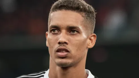 Santos pode assinar com o meia Pedrinho, de saída do Atlético Mineiro. Foto: Robson Mafra/AGIF