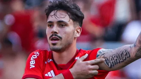 Nada de Flamengo: Maurício, do Internacional, é oferecido ao Barcelona. Foto: Maxi Franzoi/AGIF